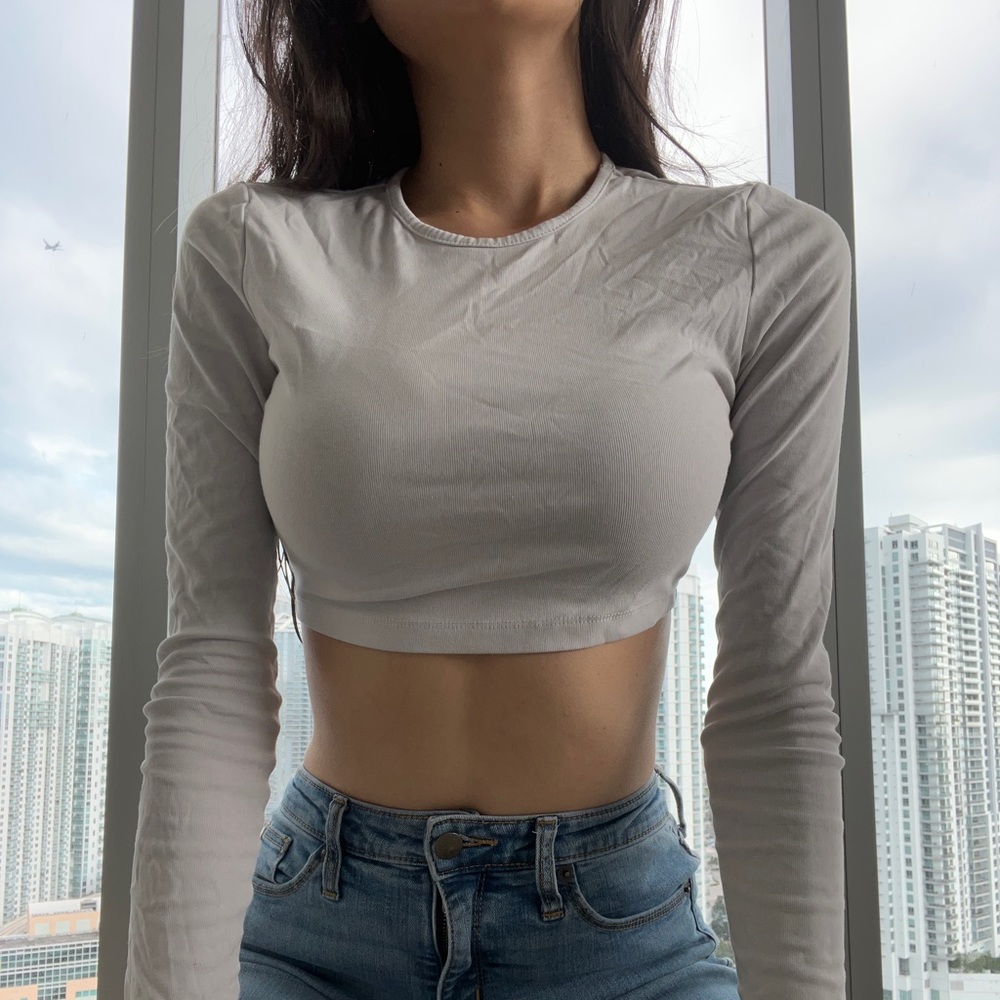Shein white long sleep crop top